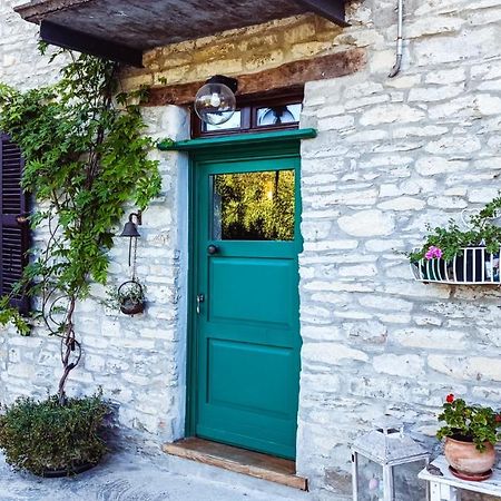 A Casa Di Anna Bed & Breakfast Cortemilia ภายนอก รูปภาพ