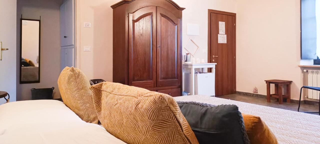A Casa Di Anna Bed & Breakfast Cortemilia ภายนอก รูปภาพ