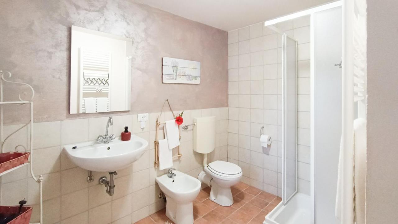 A Casa Di Anna Bed & Breakfast Cortemilia ภายนอก รูปภาพ