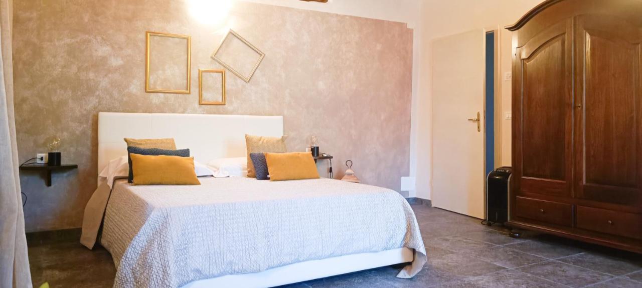 A Casa Di Anna Bed & Breakfast Cortemilia ภายนอก รูปภาพ